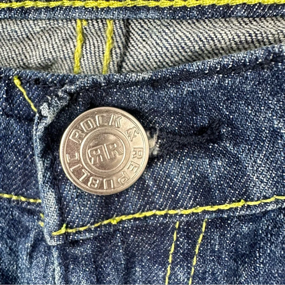Rock & Republic Rhinestone Boot Cut Jeans Embroidered Embellished Womens 29 - Picture 4 of 7